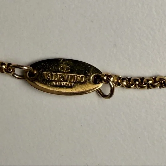 Valentino Garavani Logo Bracelet - Picture 3 of 6